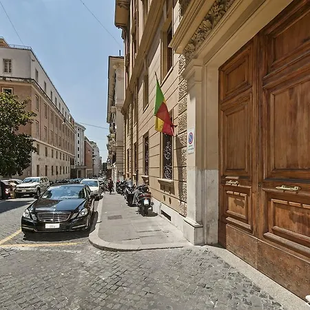 A To Rent Barberini Roma