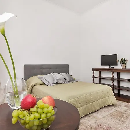 A To Rent Barberini Roma